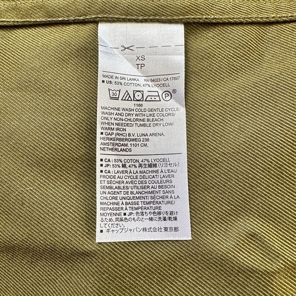 Banana Republic Olive Green Women’s Button Up - Picture 9 of 9